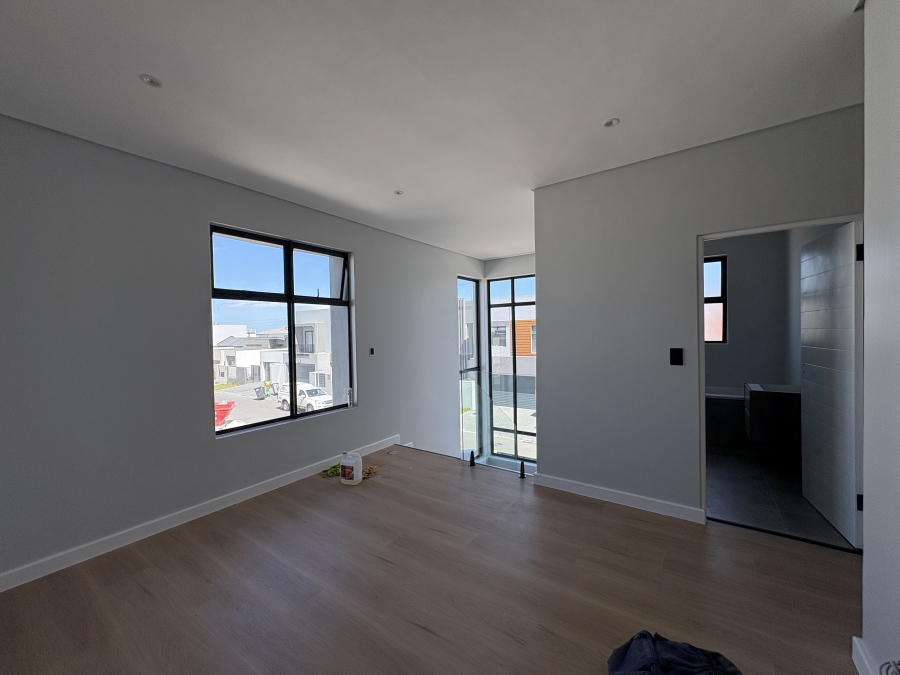 4 Bedroom Property for Sale in Sandown Western Cape